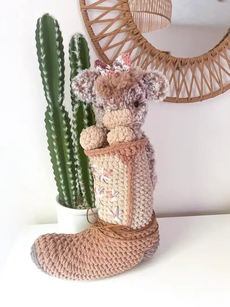 Highland Baby Cow – No-Sew Crochet Pattern 🌿🐮
