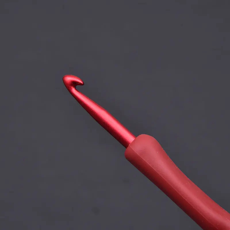 Red crochet DIY hand-weaving tool