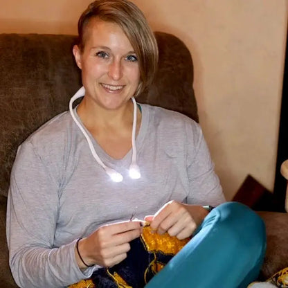 💡 Knitting Light